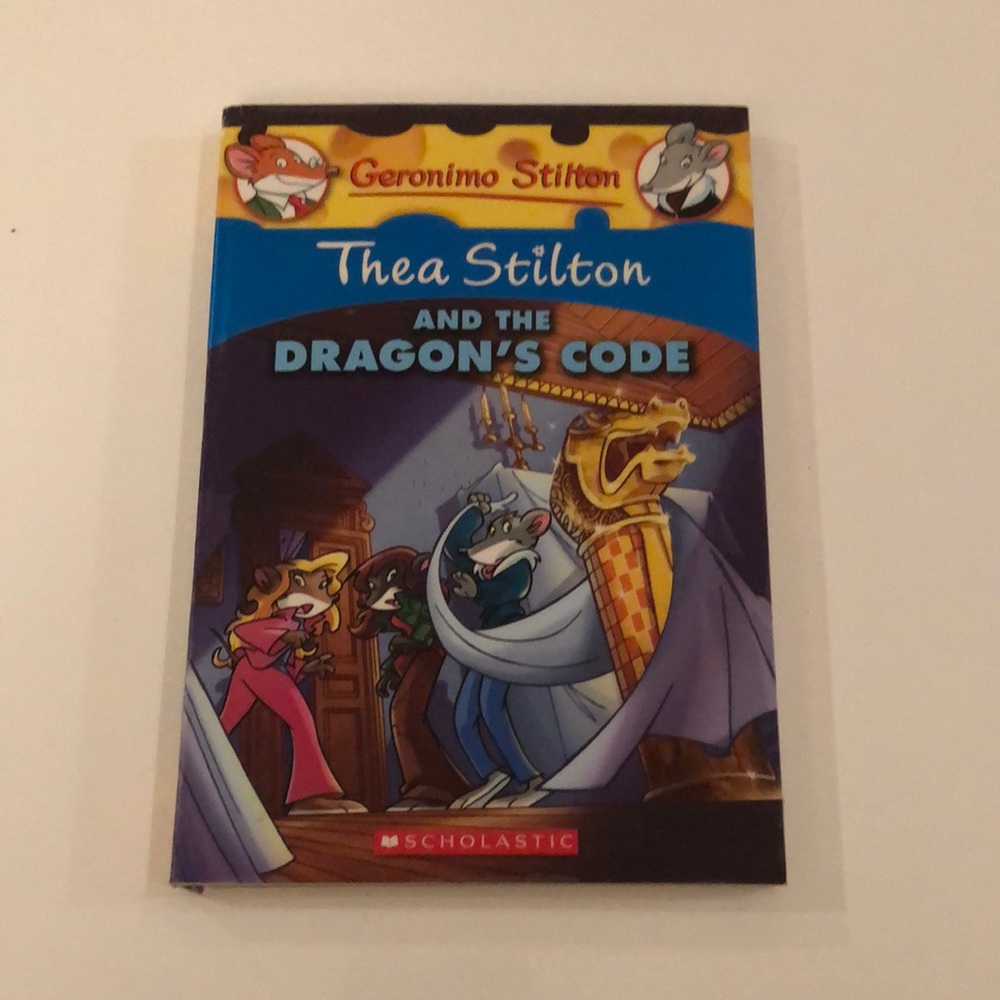 📚5 for $25📚- Thea Stilton & the Dragon’s Code